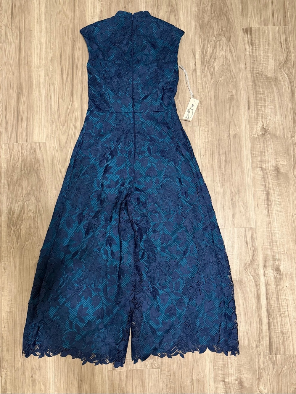 Kay Unger Navy Floral Lace V‑Neck Jumpsuit - Picture 4 of 7